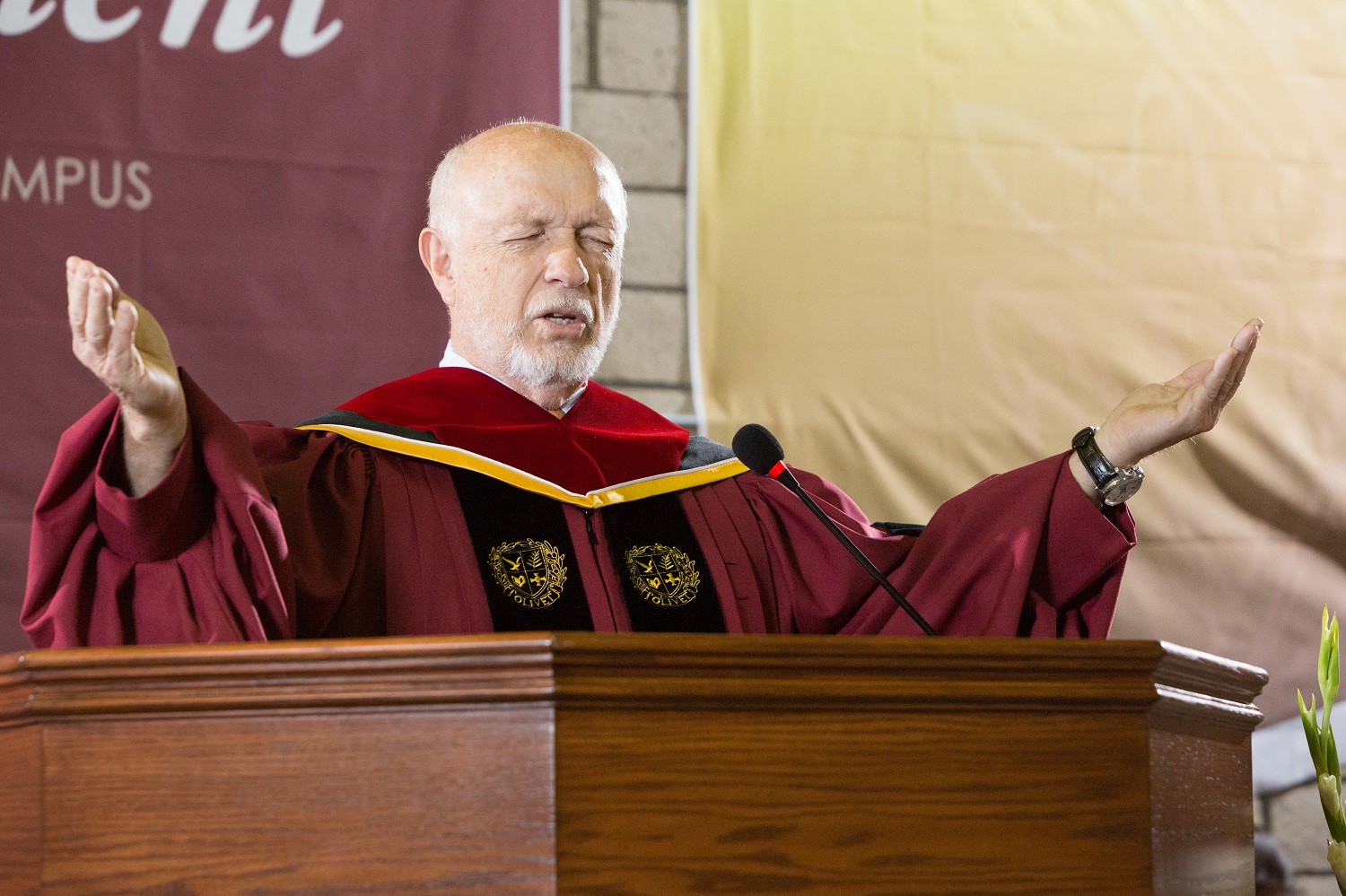 OLIVET UNIVERSITY NEWS Commencement 2017 In Pictures OLIVET UNIVERSITY NEWS Commencement 2017 In Pictures