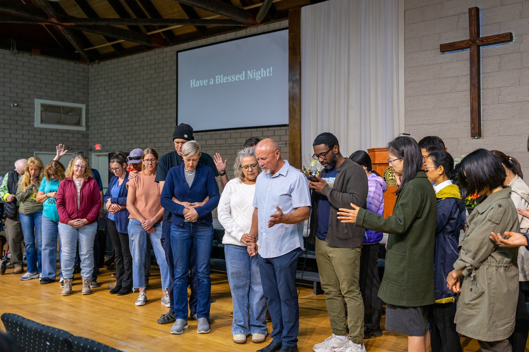 Olivet Students, Faculty, and Staff Hold Special Joint Worship Service with Local Anza Church - photo 5