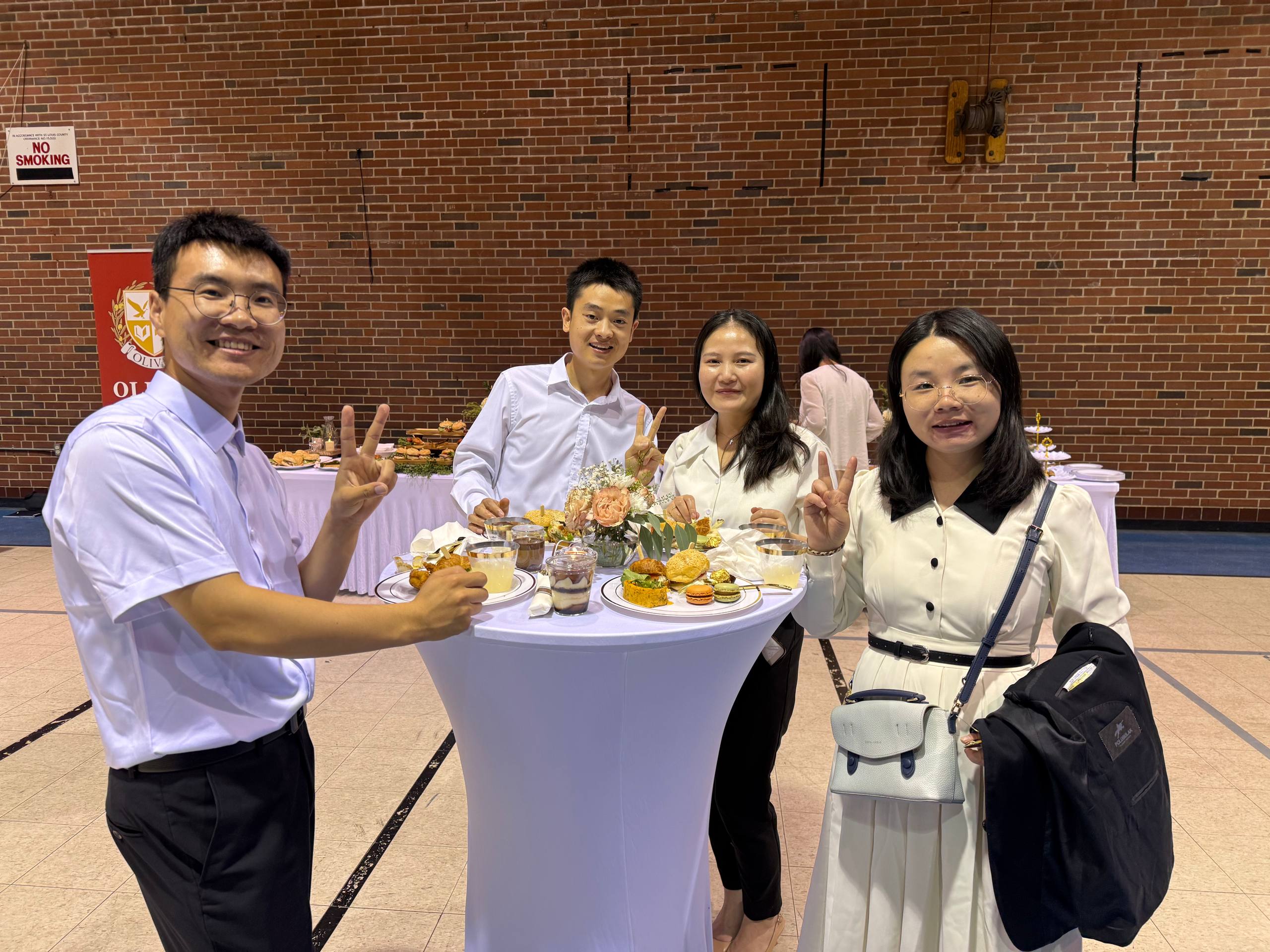 Olivet University Alumni Gather in St. Louis for Evening of Fellowship