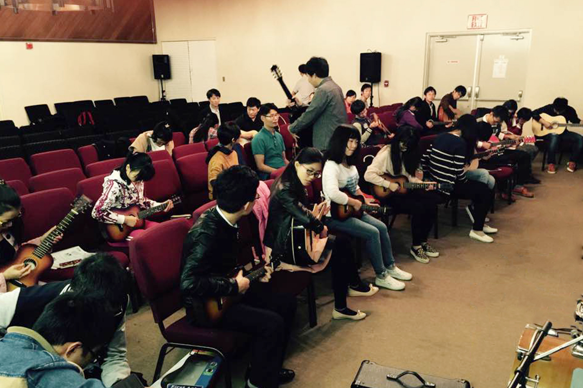 olivet-university-jcm-opens-guitar-classes-to-all-ou-students