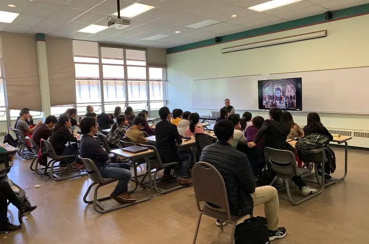 Professor Zimou Tan Hosts 'Art and Faith' Seminar at San Francisco Campus