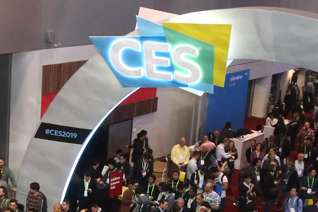 OIT Attend 2019 CES, Inspired for AI Developments