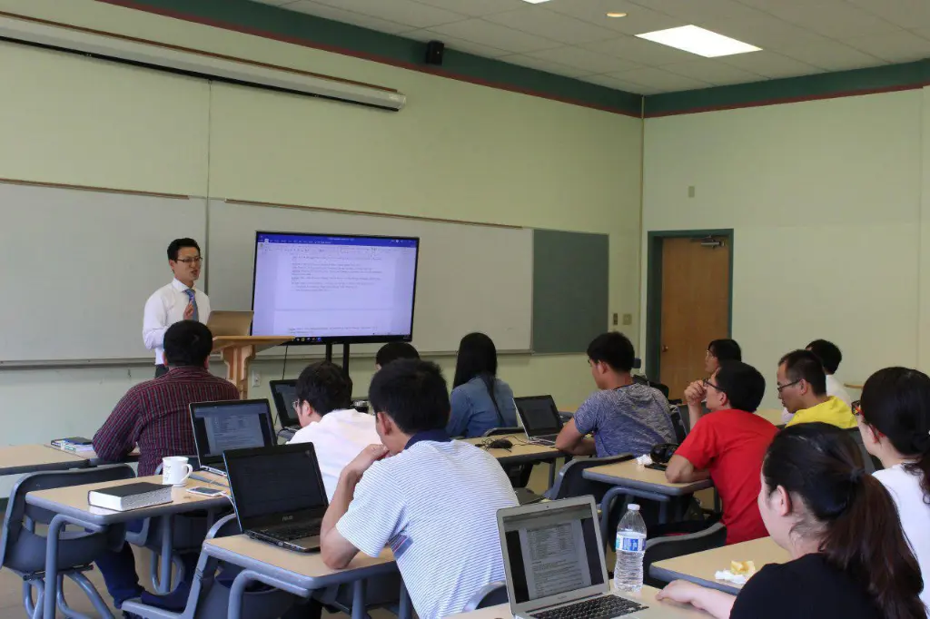Seminary Students Tackle Christian Apologetics In An Engaging Way